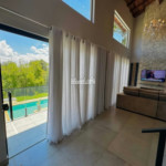 Casa à venda com 4 suítes no condomínio Portal Ouro Verde, Atibaia - SP