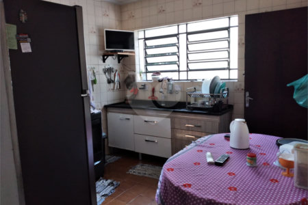Sobrado à venda com 3 quartos, sendo 1 suíte, em Jaguaré, São Paulo, SP