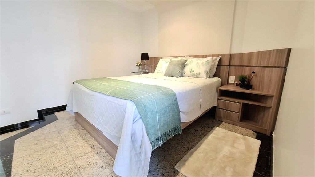 Apartamento à venda com 3 suítes em Santana, São Paulo, SP