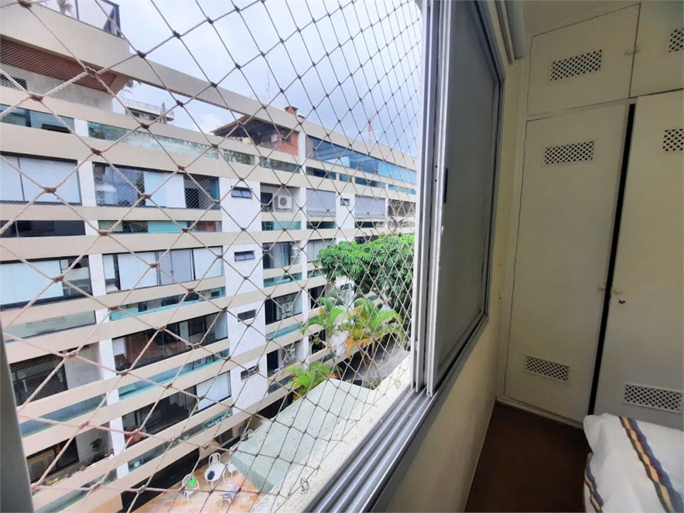 Apartamento à venda, 104 m² por R$ 440.000,00 - Jardim das Conchas - Guarujá/SP