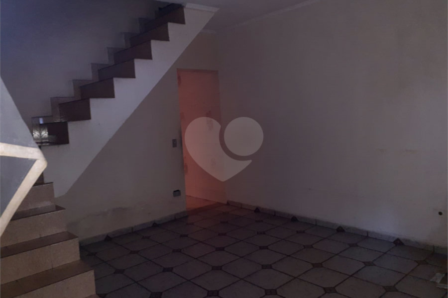 Sobrado à venda com 5 quartos, sendo 1 suíte, em Vila Amália (zona Norte), São Paulo, SP