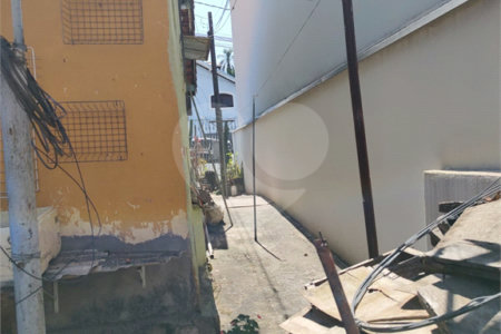 Casa à venda com 2 quartos, sendo 1 suíte, no Centro, Jarinu, SP