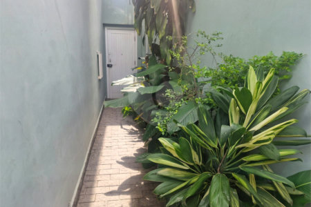 Casa à venda com 4 quartos, sendo 1 suíte, em Brooklin, São Paulo, SP