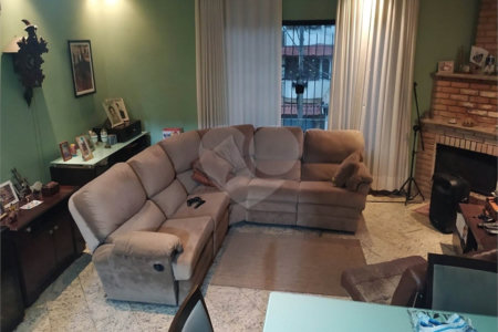Sobrado à venda com 3 quartos, sendo 1 suíte, em Santa Teresinha, São Paulo, SP