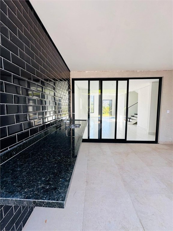 Casa à venda com 3 suítes no condomínio Buona Vitta I, Atibaia - SP