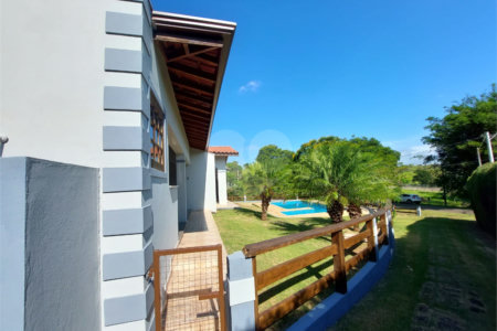 Casa à venda com 4 suítes no condomínio Monte Belo, Salto - SP