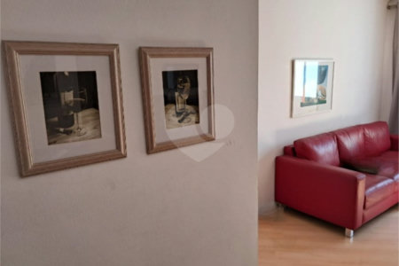 Apartamento à venda com 2 quartos em Moema, São Paulo, SP