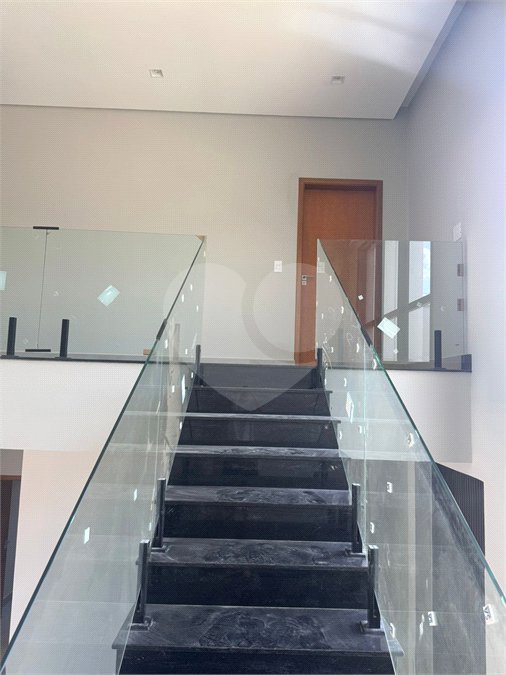 Casa à venda ou para alugar com 4 quartos, sendo 3 suítes,  no condomínio Residencial Milano, Indaiatuba - SP