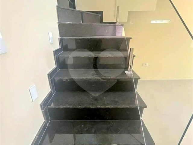 Sobrado à venda com 3 quartos, sendo 1 suíte, em Jardim Vila Formosa, São Paulo, SP