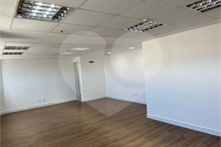 Sala para alugar em Vila Bastos, Santo André, SP