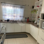 Casa Térrea à venda com 3 quartos, sendo 1 suíte, em Alpes D'ouro, Bom Jesus dos Perdões, SP