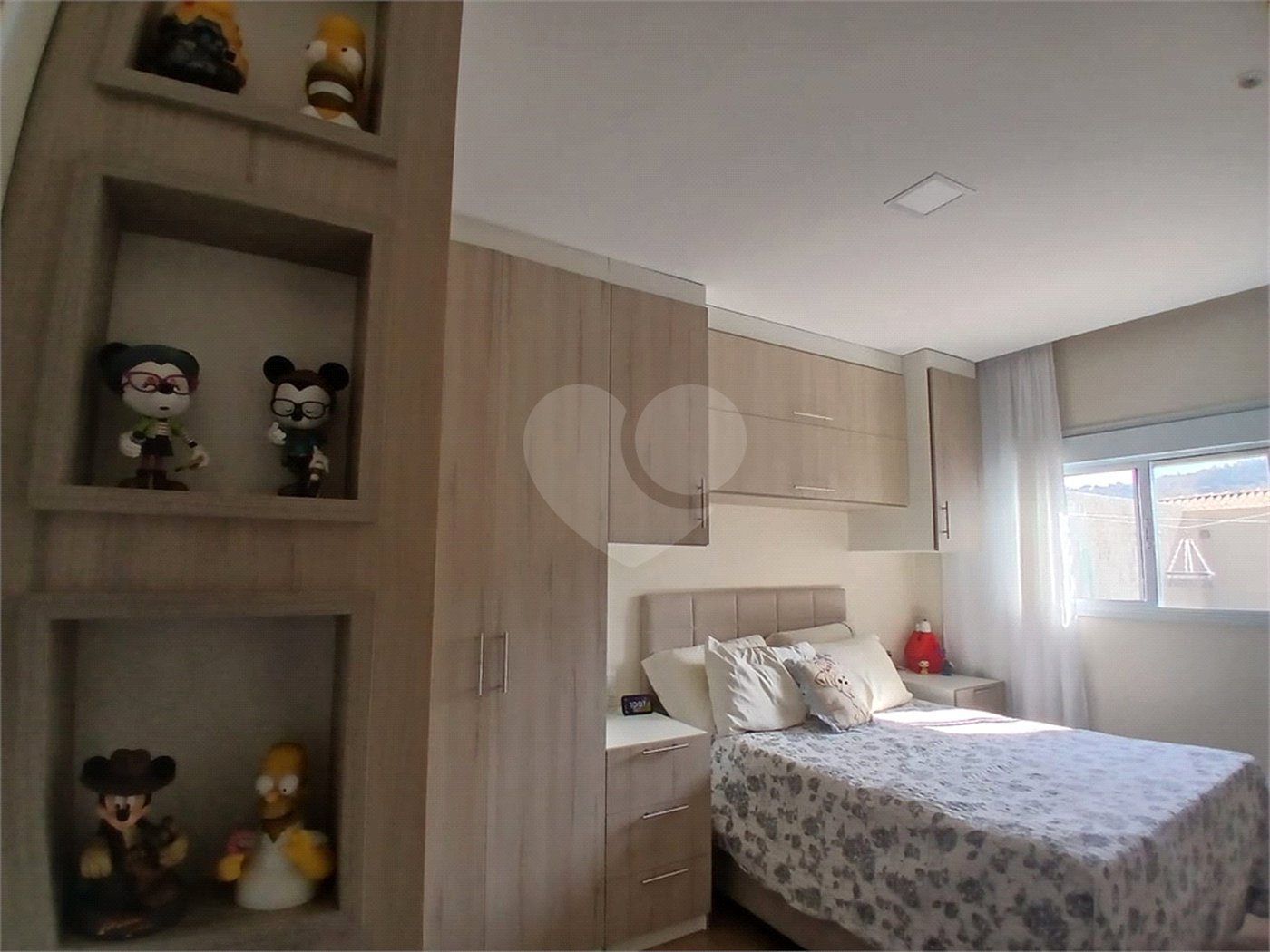 Apartamento à venda com 2 quartos, sendo 1 suíte,  em Bairro do Cambará, São Roque, SP