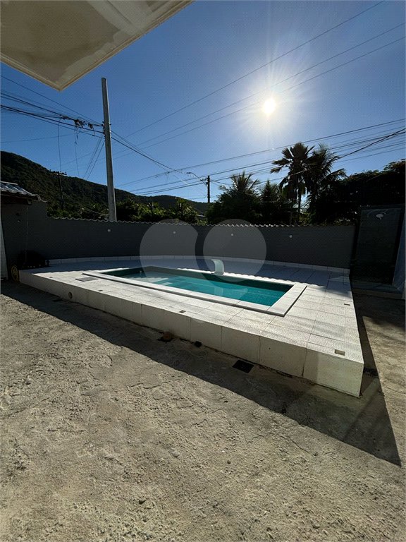 Casa à venda com 4 quartos, sendo 3 suítes,  em Tucuns, Armação dos Búzios, RJ