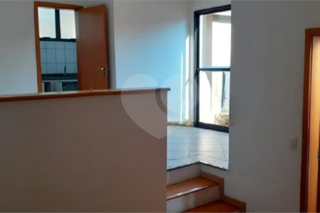 Apartamento no Condomínio Maktub.