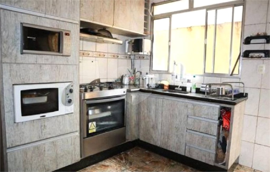 Casa à venda com 3 quartos, sendo 1 suíte,  em Vila Nova Carolina, São Paulo, SP