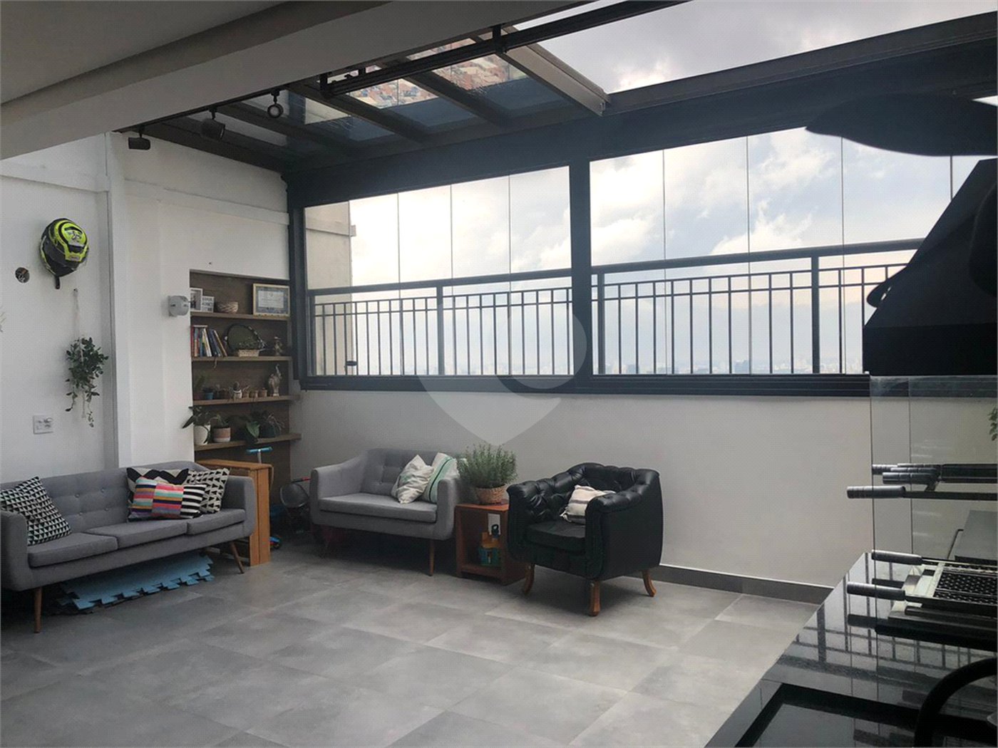 Apartamento à venda com 3 quartos, sendo 1 suíte, em Jardim Parque Morumbi, São Paulo, SP