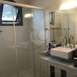 Casa à venda com 5 quartos, sendo 2 suítes,  em Jardim Everest, São Paulo, SP