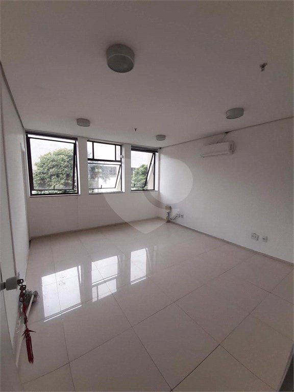 Sala à venda em Vila Leopoldina, São Paulo, SP
