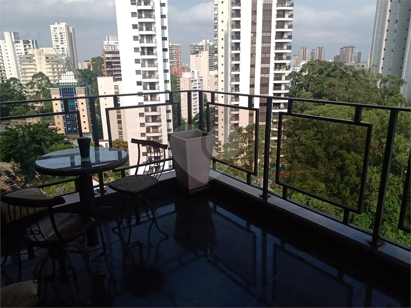 Apartamento à venda com 4 quartos, sendo 1 suíte, em Vila Andrade, São Paulo, SP