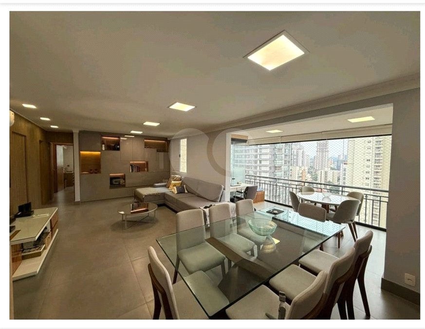 Apartamento à venda com 3 quartos, sendo 2 suítes, em Brooklin Paulista, São Paulo, SP