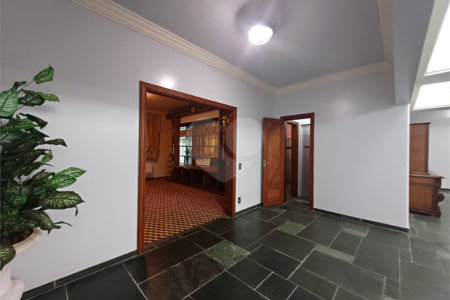 Casa à venda com 6 suítes no condomínio Portal da Raposo, Sorocaba - SP