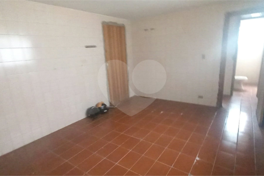 Casa Térrea à venda com 4 quartos, sendo 3 suítes, em Vila Galvão, Guarulhos, SP