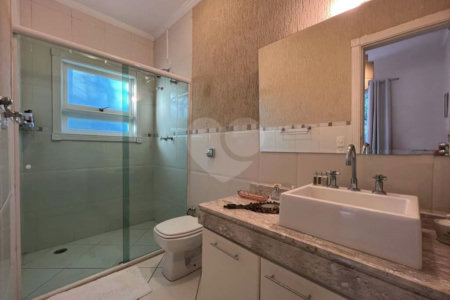 Casa à venda com 4 suítes em Vila Santo Antônio, Cotia, SP