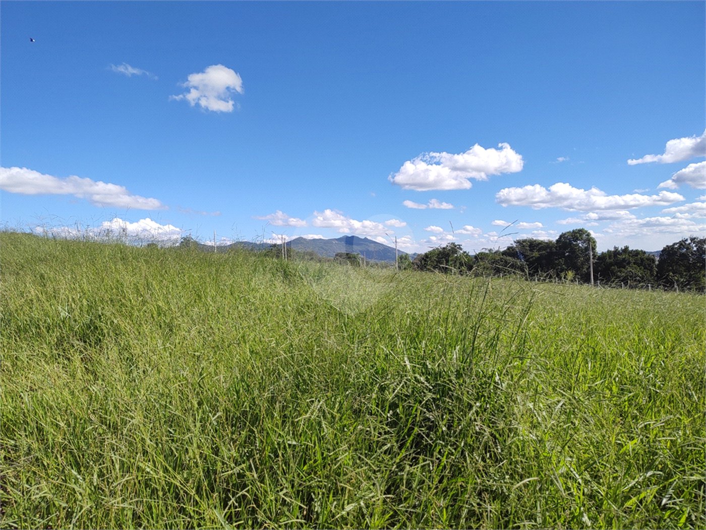 Terreno à venda no condomínio Elementum, Atibaia - SP