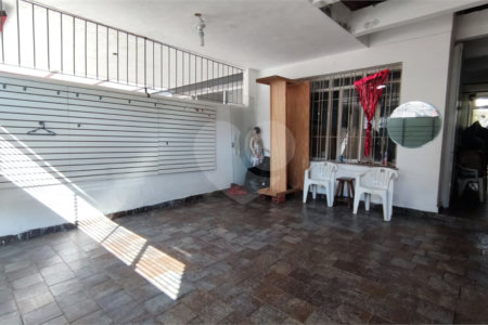 Casa à venda com 3 quartos, sendo 1 suíte, em Mirandópolis, São Paulo, SP