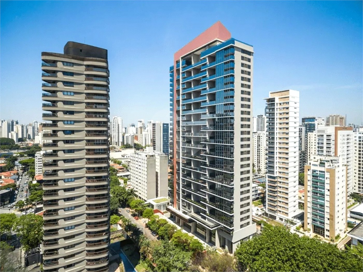 Apartamento à venda com 4 suítes em Vila Olímpia, São Paulo, SP