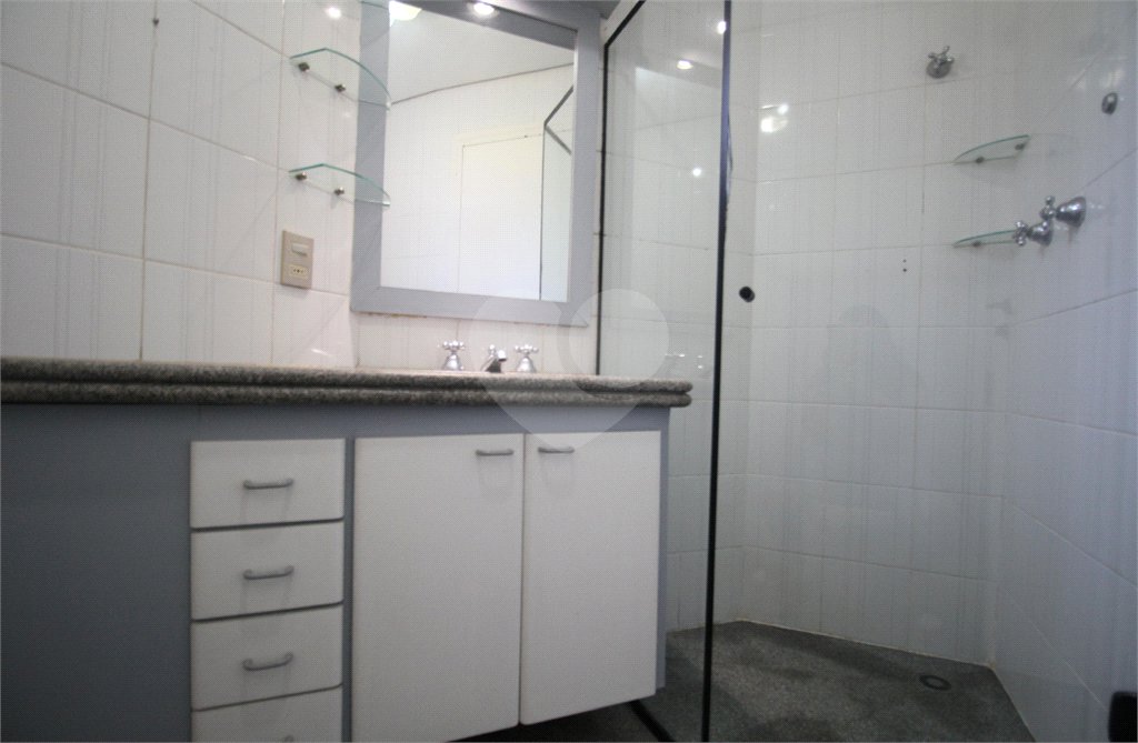 Apartamento à venda com 3 suítes em Vila Suzana, São Paulo, SP