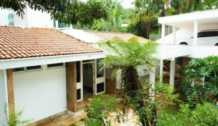 Sobrado à venda com 4 quartos, sendo 3 suítes,  em Tremembé, São Paulo, SP