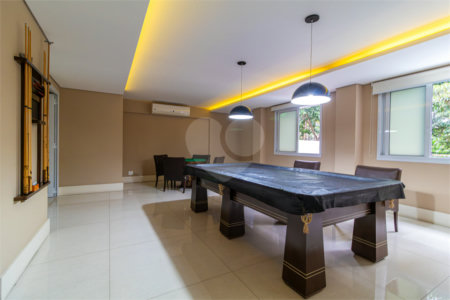 Apartamento à venda com 4 suítes em Campo Belo, São Paulo, SP