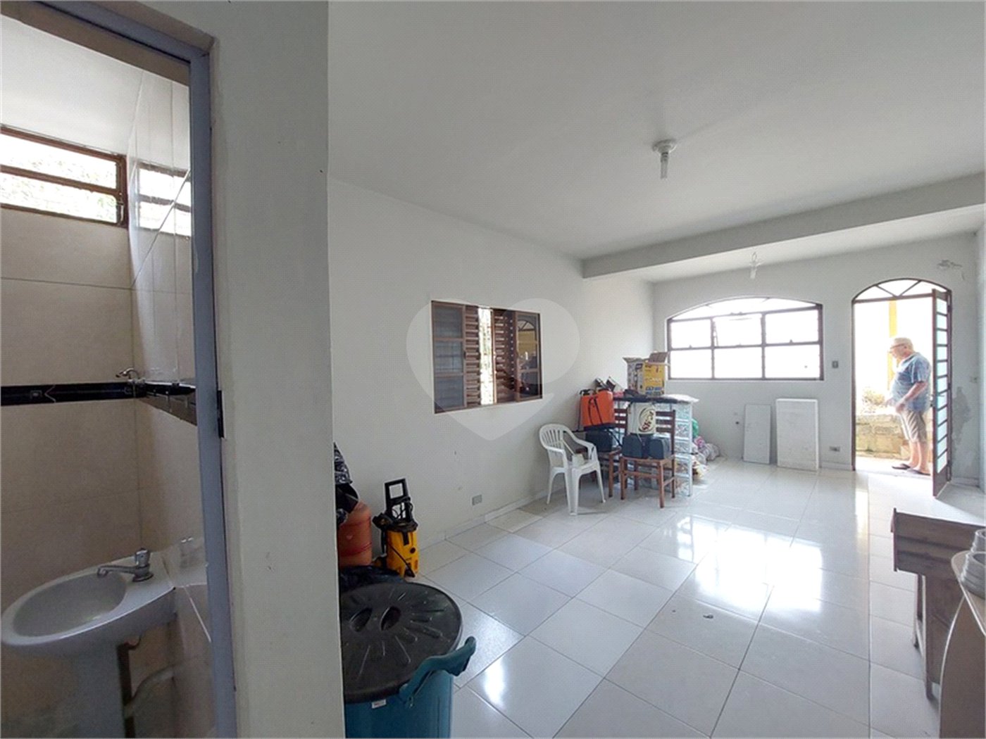Casa à venda com 5 quartos, sendo 3 suítes, no Centro, Mairiporã, SP