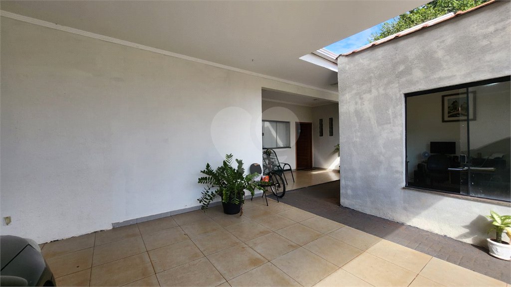 Casa à venda com 3 quartos, sendo 1 suíte,  em Cidade Jardim, Araraquara, SP