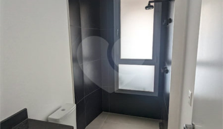 Apartamento à venda com 3 quartos, sendo 2 suítes,  em Jardim das Acácias, São Paulo, SP