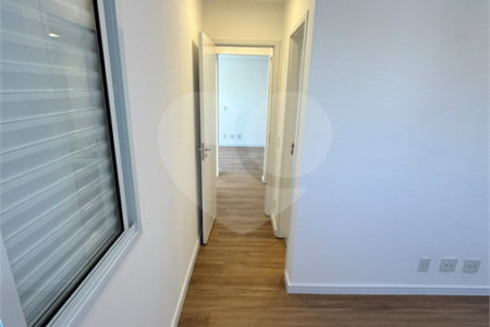 Apartamento à venda com 2 quartos, sendo 1 suíte, em Anchieta, São Bernardo do Campo, SP