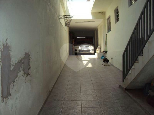 Sobrado à venda com 8 quartos em Vila Medeiros, São Paulo, SP