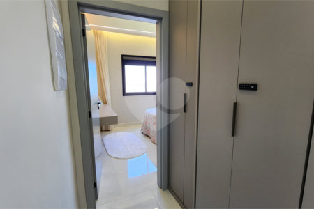 Casa à venda com 3 suítes no condomínio Alphaville Castello, Itu - SP
