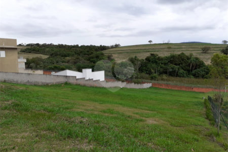 Terreno à venda no condomínio Village Ipanema 1, Araçoiaba da Serra - SP