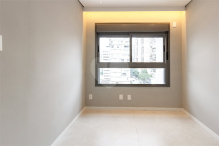 Apartamento à venda com 3 quartos, sendo 2 suítes, em Brooklin, São Paulo, SP