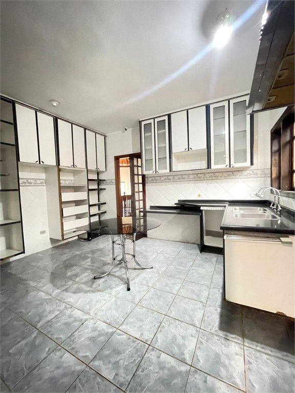 Casa à venda ou para alugar com 6 quartos, sendo 2 suítes, em Condomínio Portal dos Nobres, Atibaia, SP