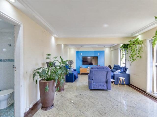 Apartamento à venda com 4 quartos, sendo 1 suíte,  em Jardim Marajoara, São Paulo, SP