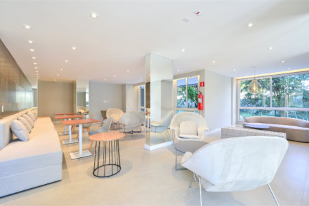 Apartamento à venda com 3 quartos, sendo 1 suíte, em Santo Amaro, São Paulo, SP