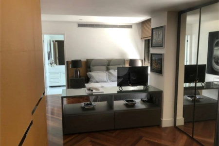 Apartamento à venda com 4 suítes em Parque Colonial, São Paulo, SP