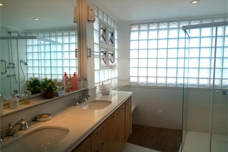 Apartamento à venda com 3 suítes em Vila Suzana, São Paulo, SP