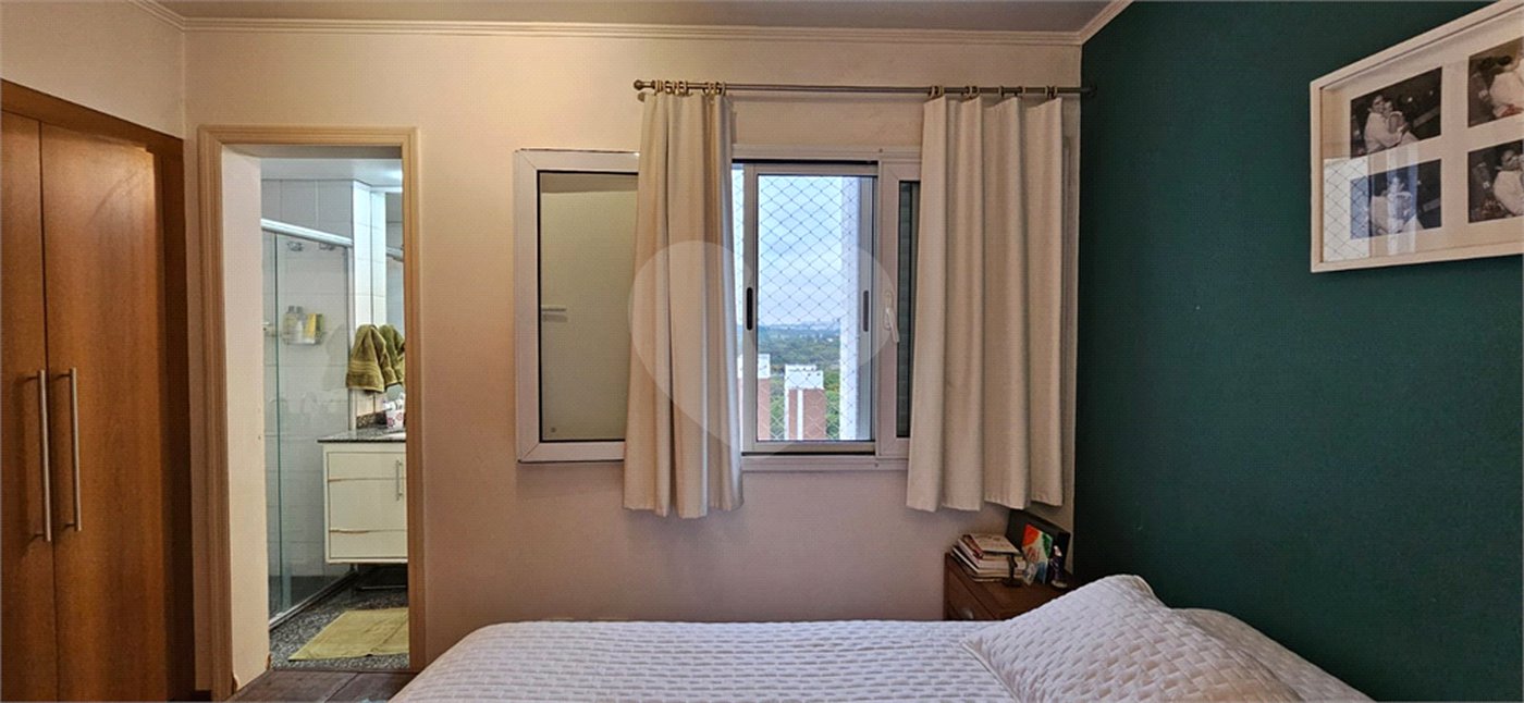 Apartamento à venda com 3 quartos, sendo 2 suítes, em Pinheiros, São Paulo, SP