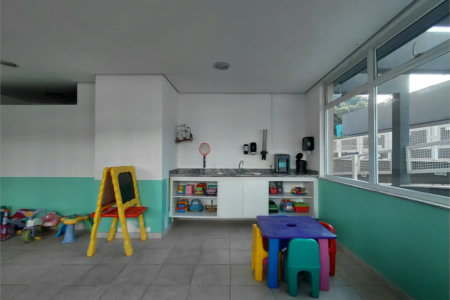 Apartamento à venda com 3 quartos, sendo 1 suíte,  em Vila Romana, São Paulo, SP