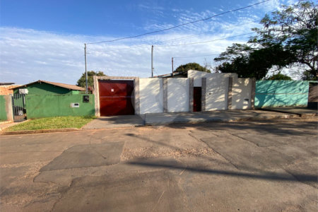 Casa à venda com 3 quartos em Vila Áurea, Ponta Porã, MS