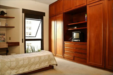 Apartamento à venda com 3 suítes em Real Parque, São Paulo, SP